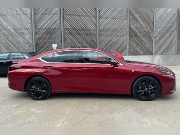 Used Lexus ES 2023 for sale - 76110524: Photo