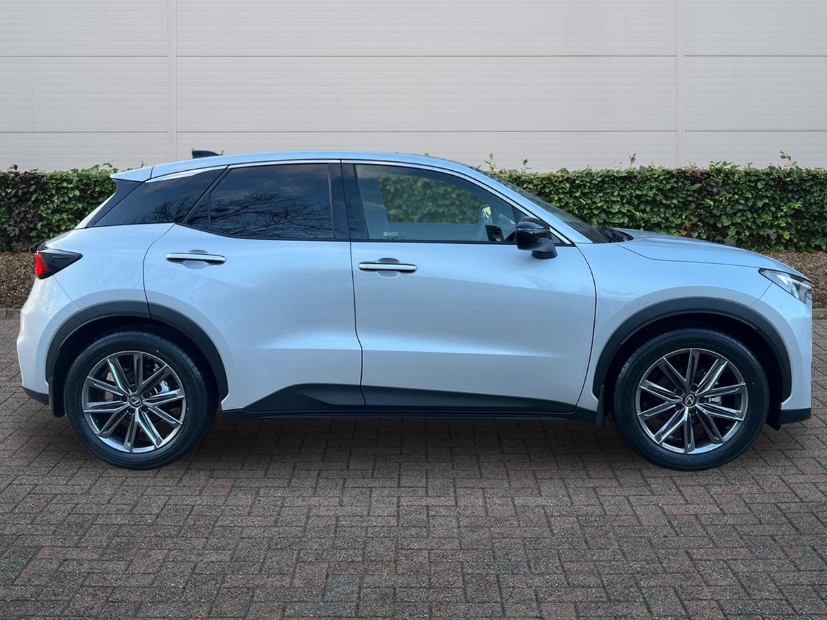 Used Lexus LBX 2026 for sale - 77332586: Photo 5