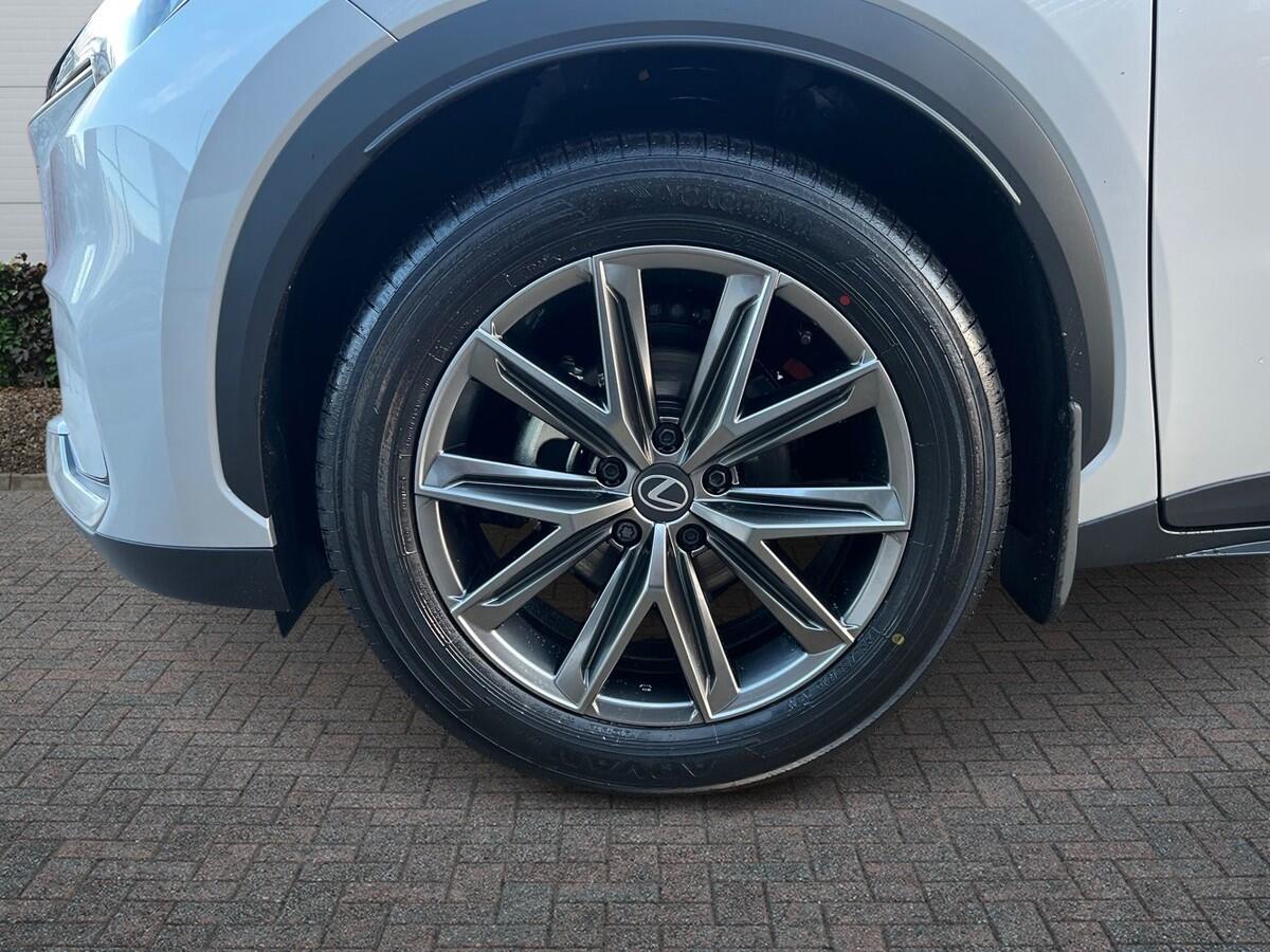 Used Lexus LBX 2026 for sale - 77332586: Photo 6