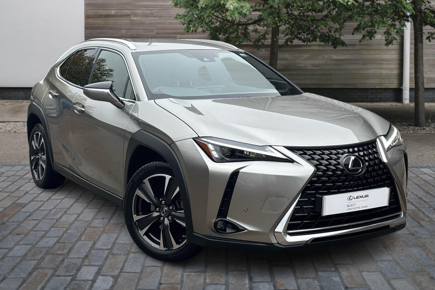 Used Lexus UX 2022 for sale - 76434248: Photo 1