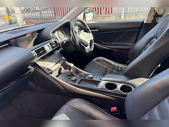 Used Lexus IS 2016 for sale - 76500930: Photo