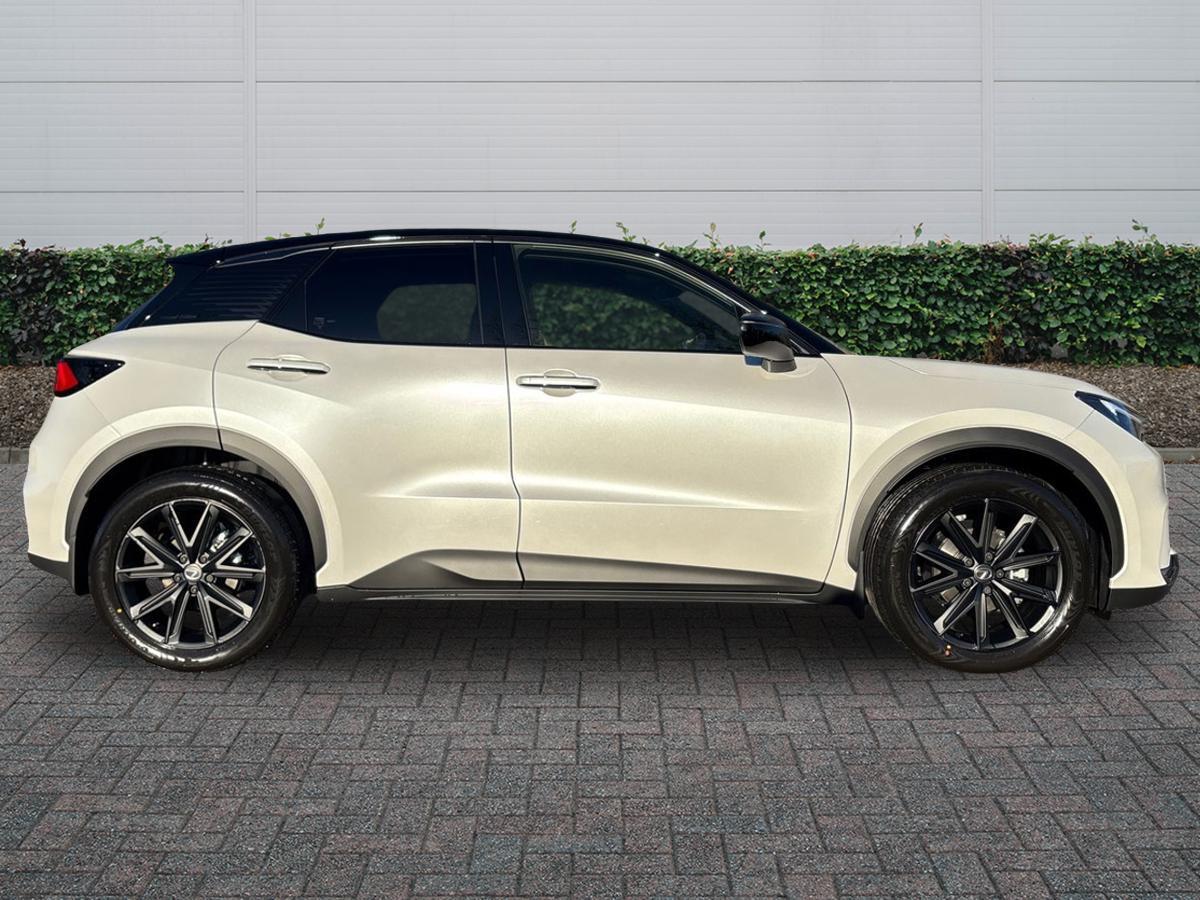 Used Lexus LBX 2025 for sale - 76800494: Photo 5