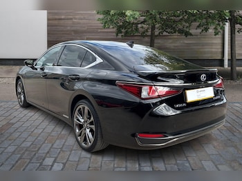 Used Lexus ES 2021 for sale - 76586505: Photo
