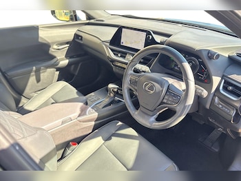 Used Lexus UX 2023 for sale - 78912490: Photo