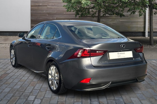 Used Lexus IS 2015 for sale - 76111161: Photo 3