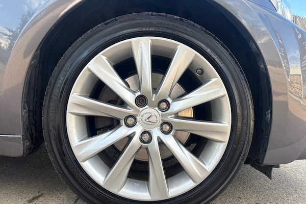 Used Lexus IS 2015 for sale - 76111161: Photo 5