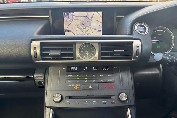 Used Lexus IS 2015 for sale - 76111161: Photo 8