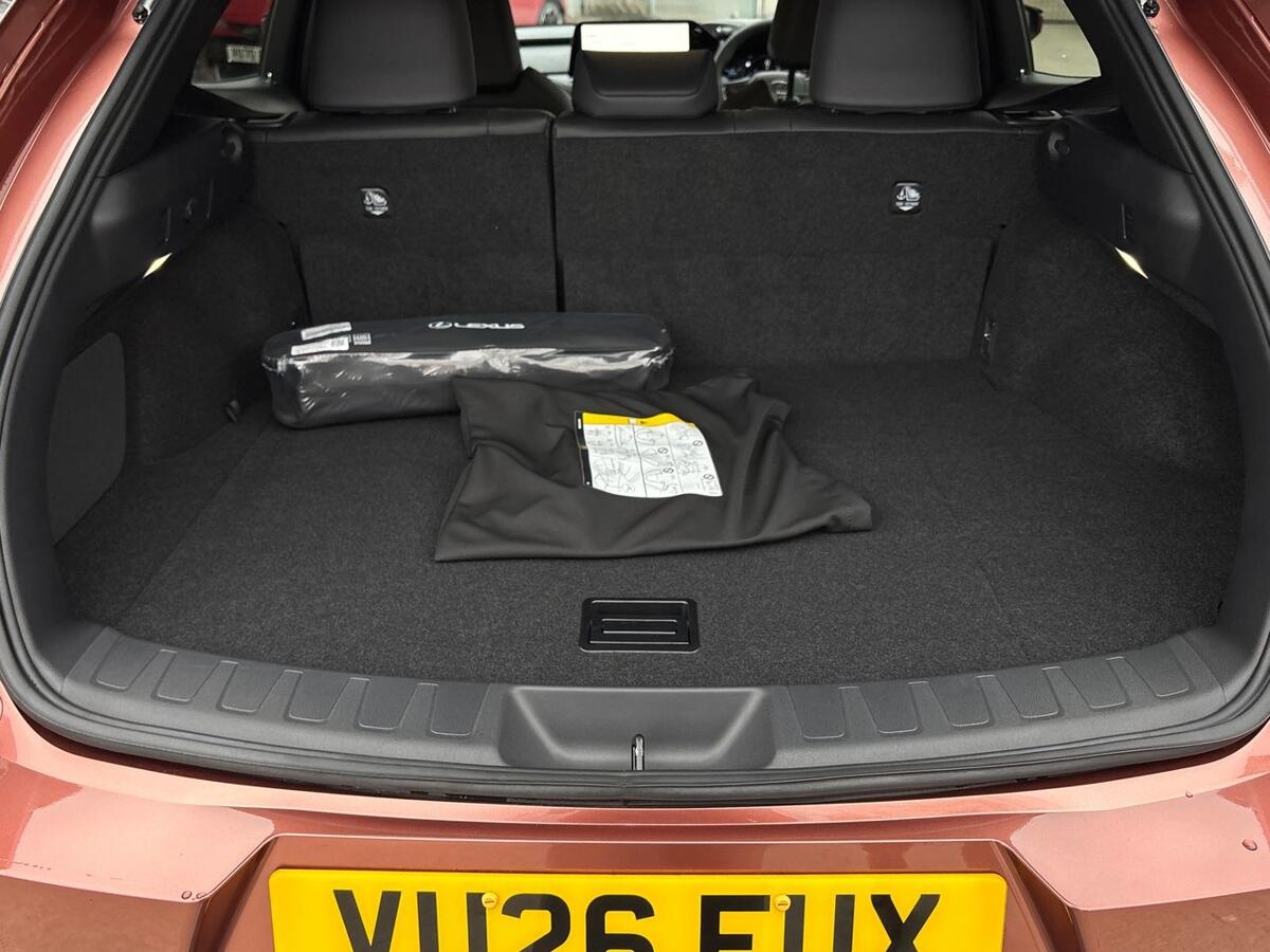 Used Lexus UX 2026 for sale - 77826206: Photo 10