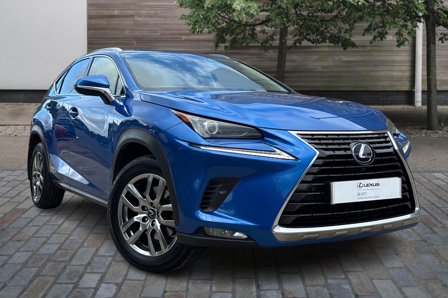 Used Lexus NX 2019 for sale - 76111310: Photo 1