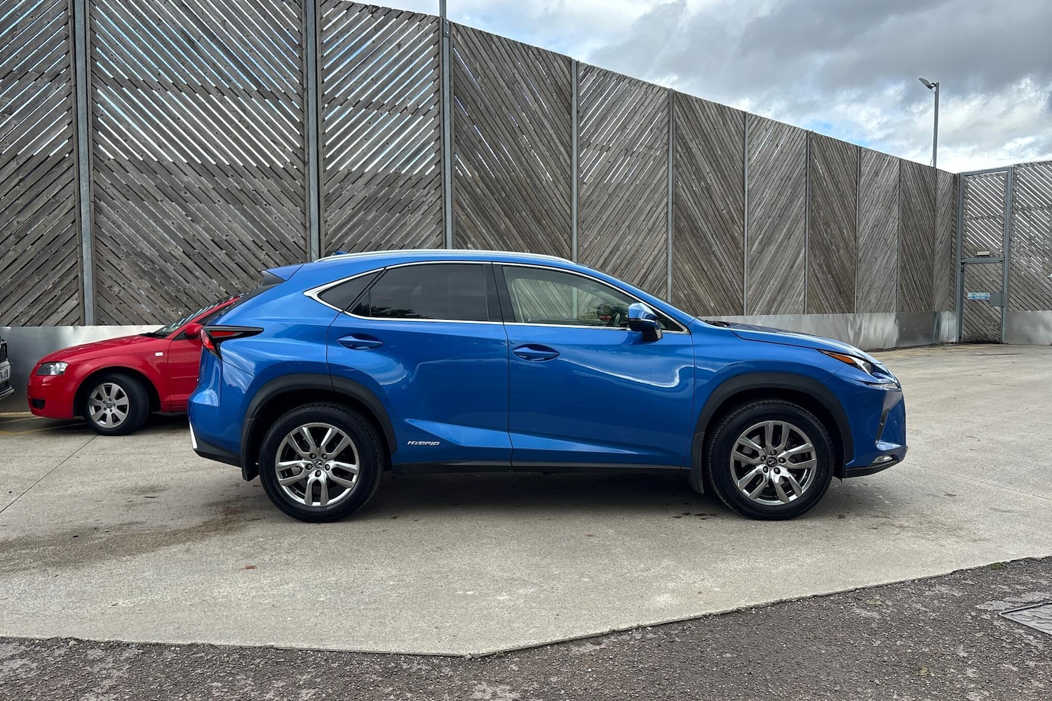 Used Lexus NX 2019 for sale - 76111310: Photo 4