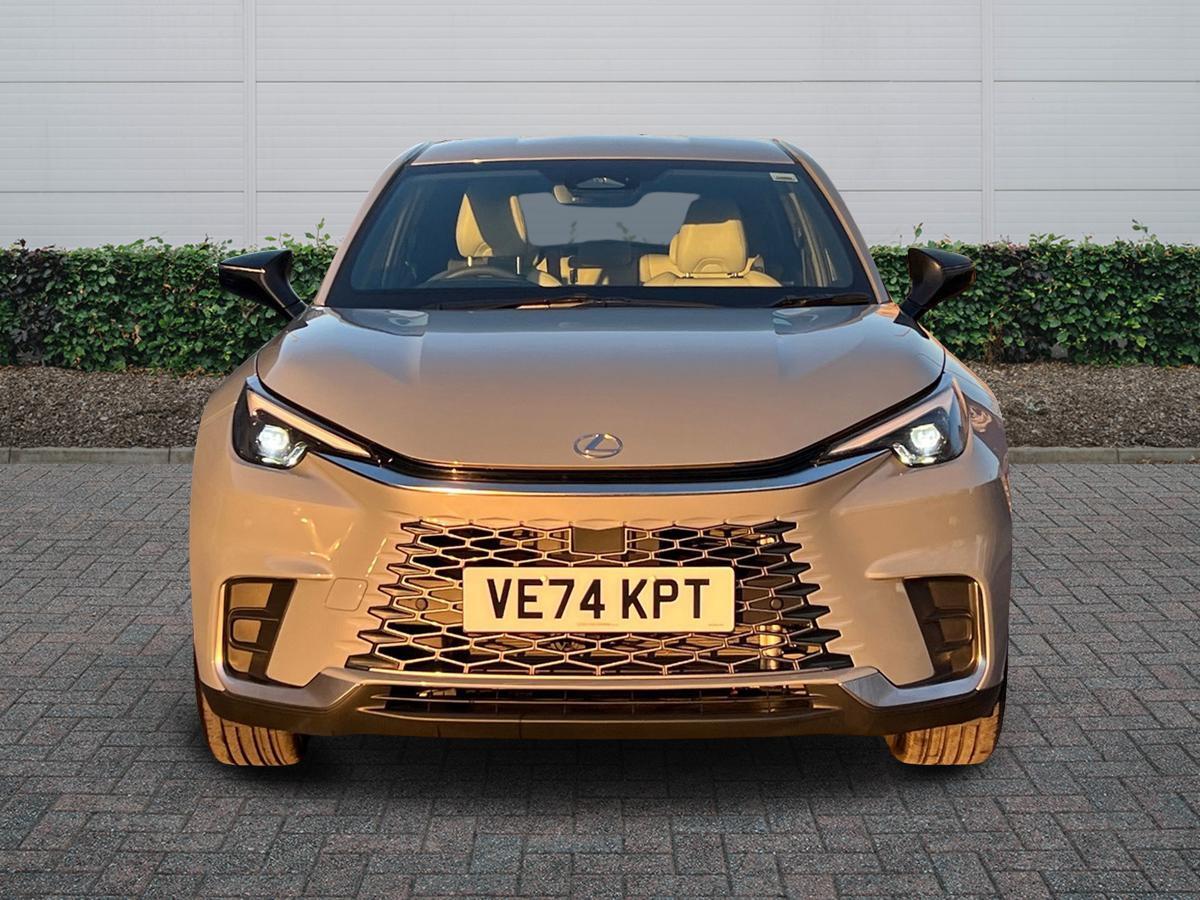 Used Lexus LBX 2024 for sale - 77124638: Photo 3