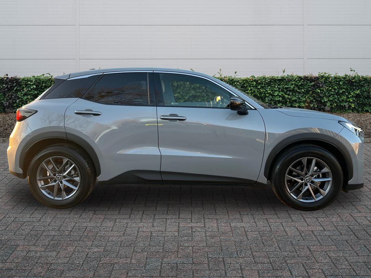 Used Lexus LBX 2024 for sale - 77124638: Photo 5