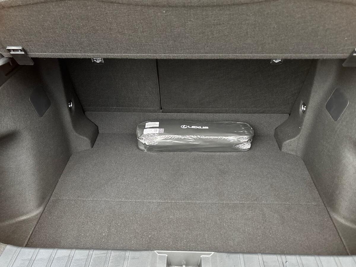 Used Lexus LBX 2025 for sale - 77176811: Photo 10