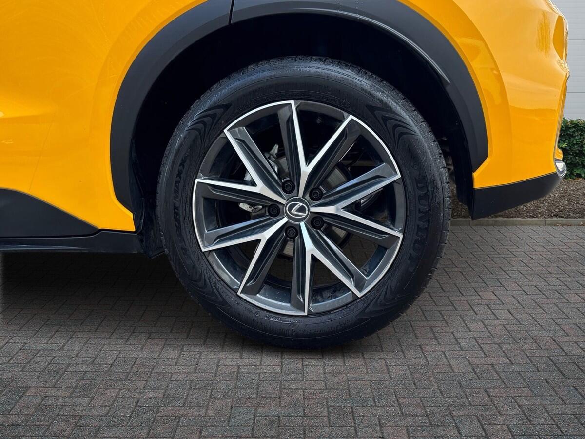 Used Lexus LBX 2025 for sale - 77176811: Photo 6