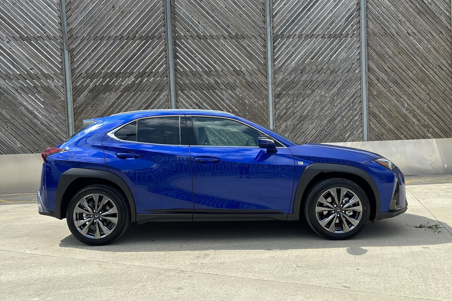 Used Lexus UX 2025 for sale - 77177050: Photo 4