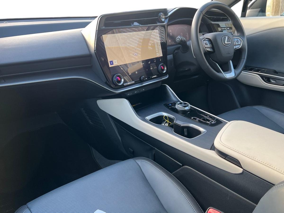 Used Lexus RZ 2024 for sale - 77176632: Photo 7