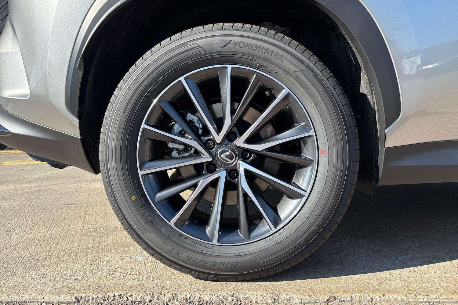 Used Lexus NX 2025 for sale - 76111335: Photo 5