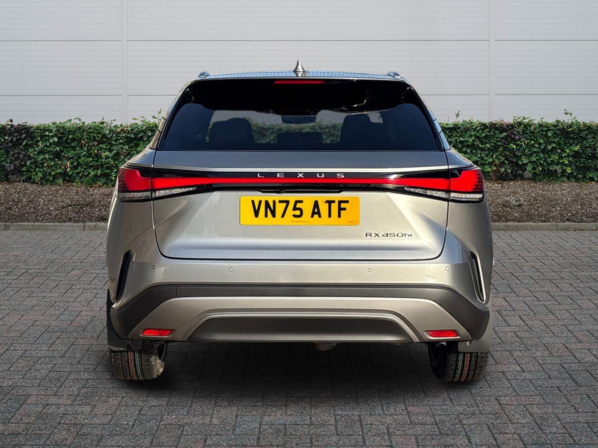 Used Lexus RX 2025 for sale - 76937349: Photo 4