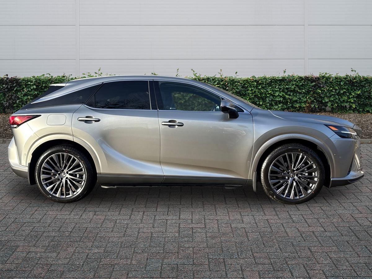 Used Lexus RX 2025 for sale - 76937349: Photo 5