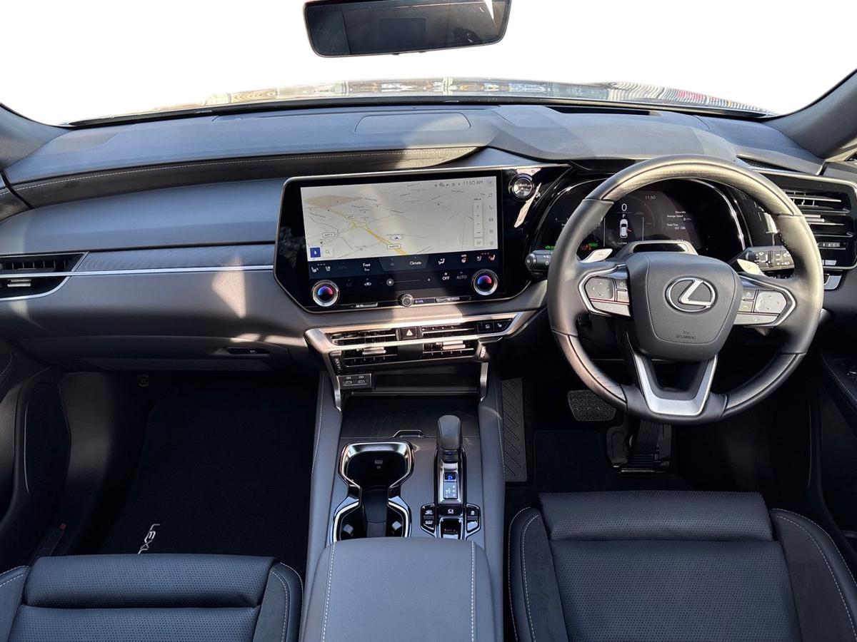 Used Lexus RX 2025 for sale - 76937349: Photo 8