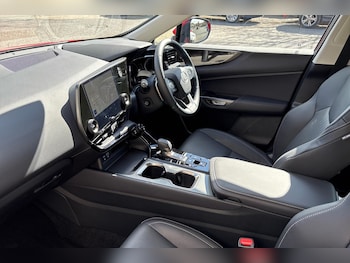 Used Lexus NX 2025 for sale - 76111601: Photo 2