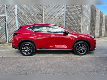 Used Lexus NX 2025 for sale - 76111601: Photo 4