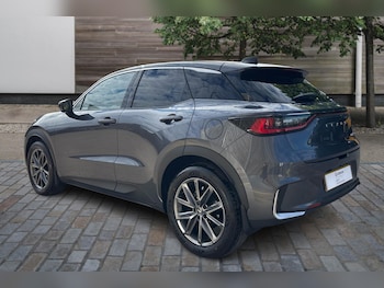 Used Lexus LBX 2025 for sale - 75432299: Photo