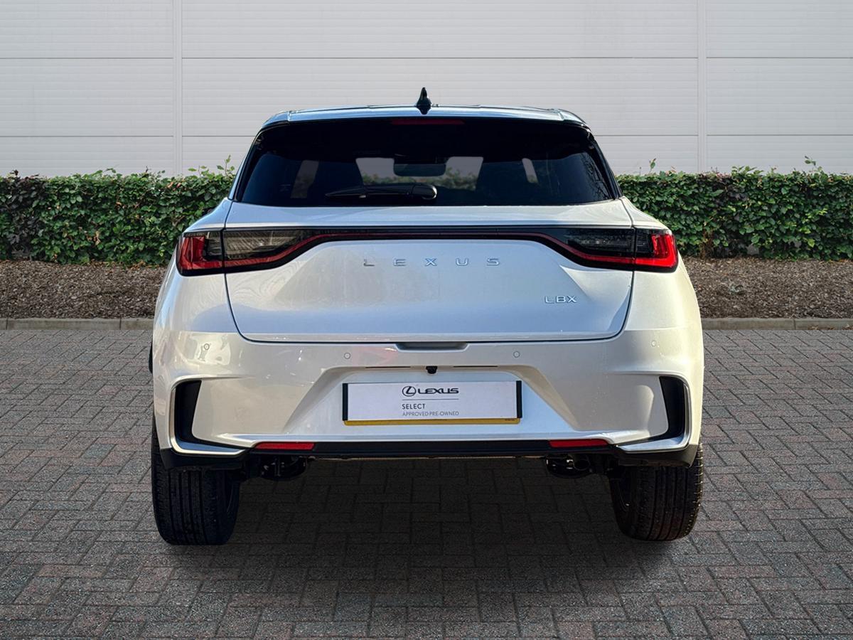 Used Lexus LBX 2024 for sale - 76625076: Photo 4