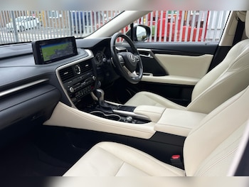 Used Lexus RX 2020 for sale - 76139671: Photo 2
