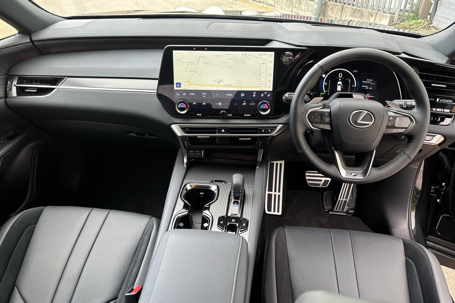 Used Lexus RX 2025 for sale - 76111668: Photo 12