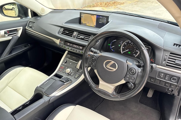 Used Lexus CT 2019 for sale - 76248510: Photo 6