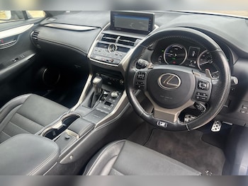 Used Lexus NX 2019 for sale - 76110578: Photo 2