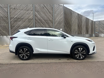 Used Lexus NX 2019 for sale - 76110578: Photo 4