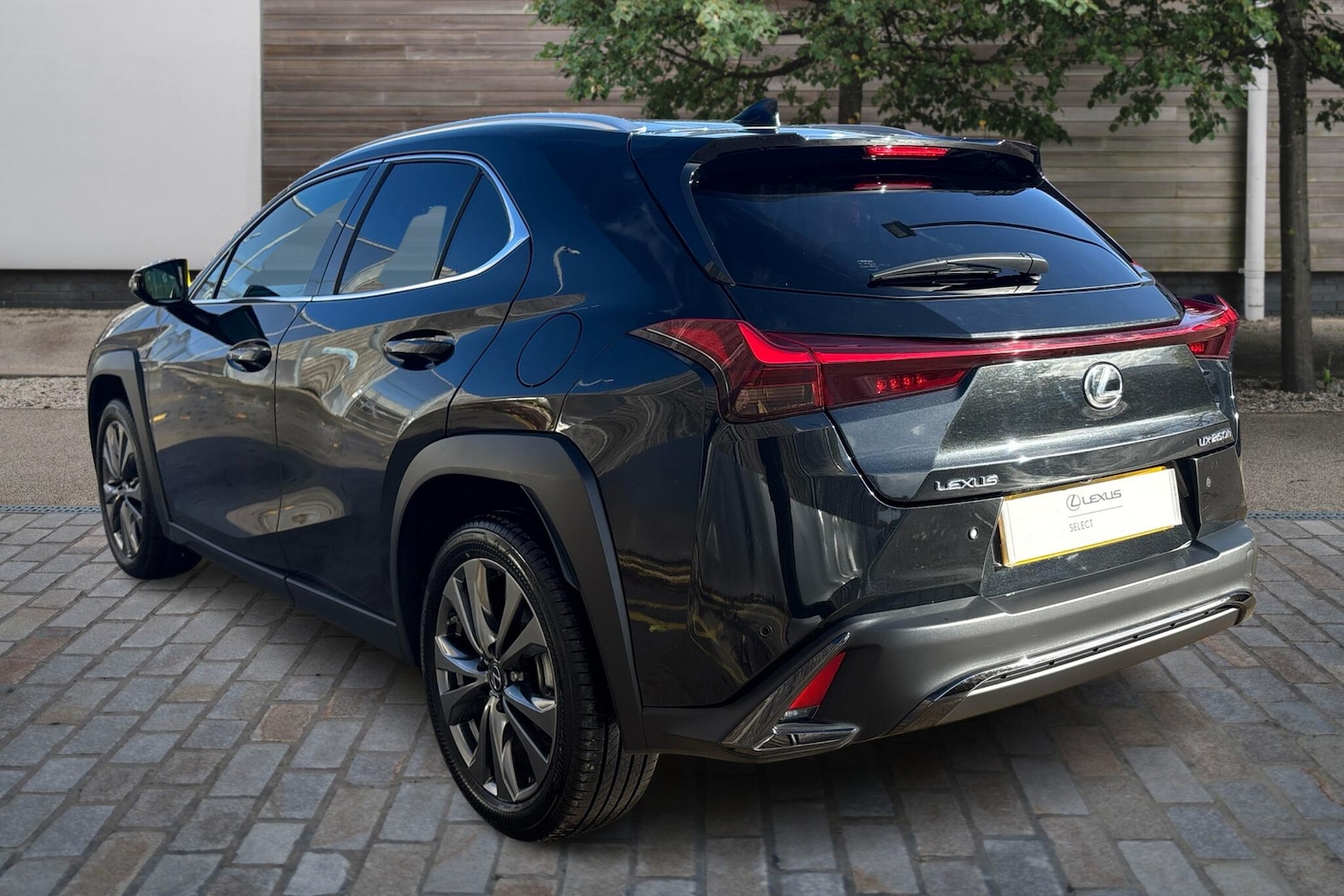 Used Lexus UX 2023 for sale - 76434247: Photo 3