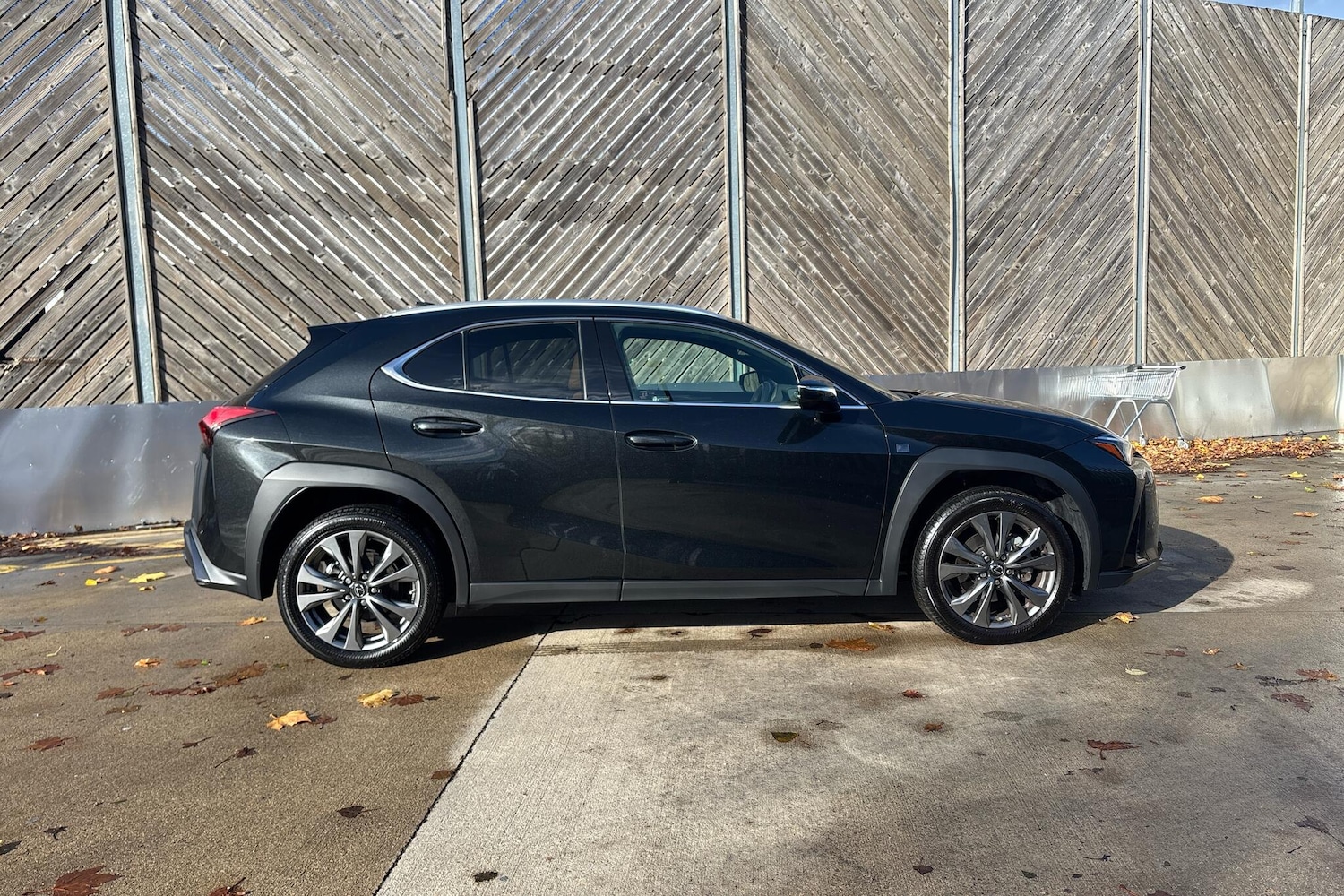 Used Lexus UX 2023 for sale - 76434247: Photo 4