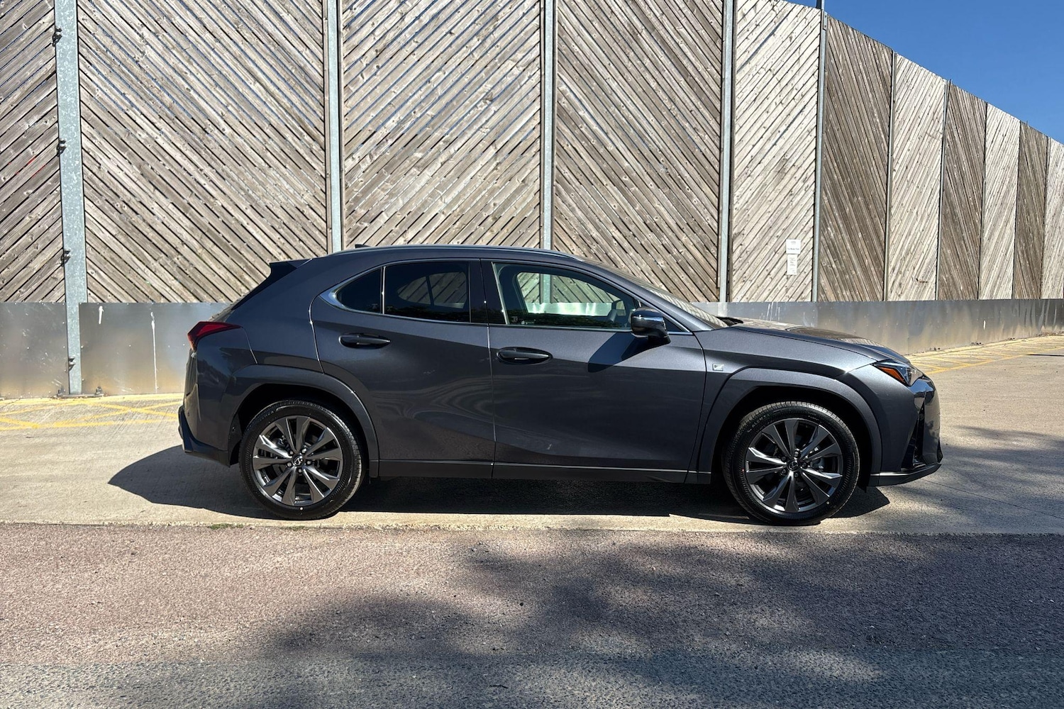 Used Lexus UX 2025 for sale - 76609222: Photo 4