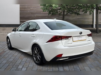Used Lexus IS 2018 for sale - 77413020: Photo