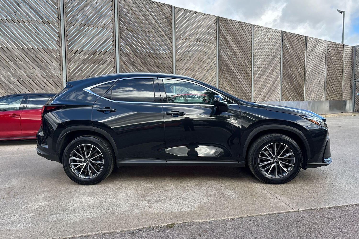 Used Lexus NX 2024 for sale - 76730703: Photo 4