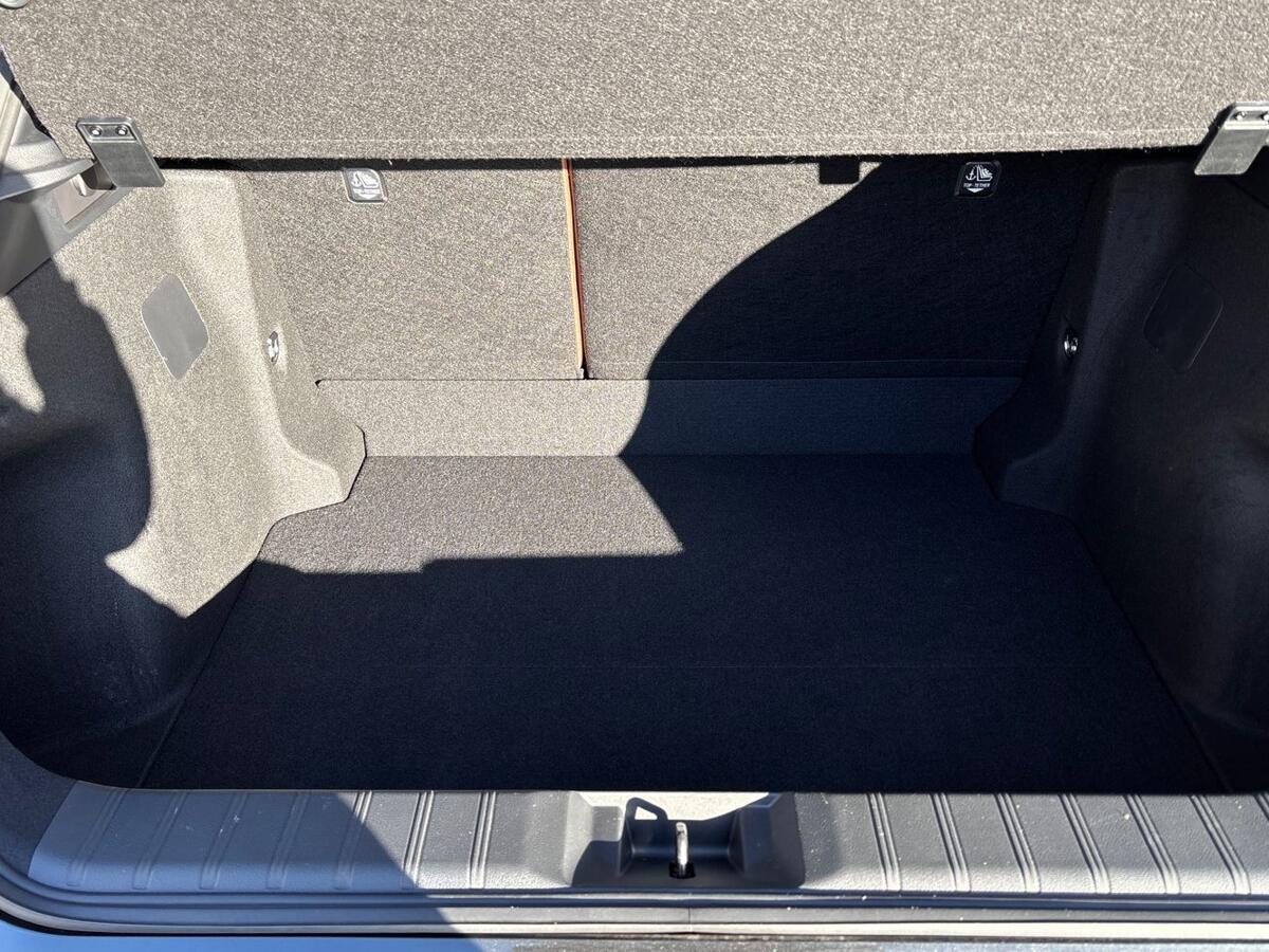 Used Lexus LBX 2024 for sale - 76800610: Photo 10