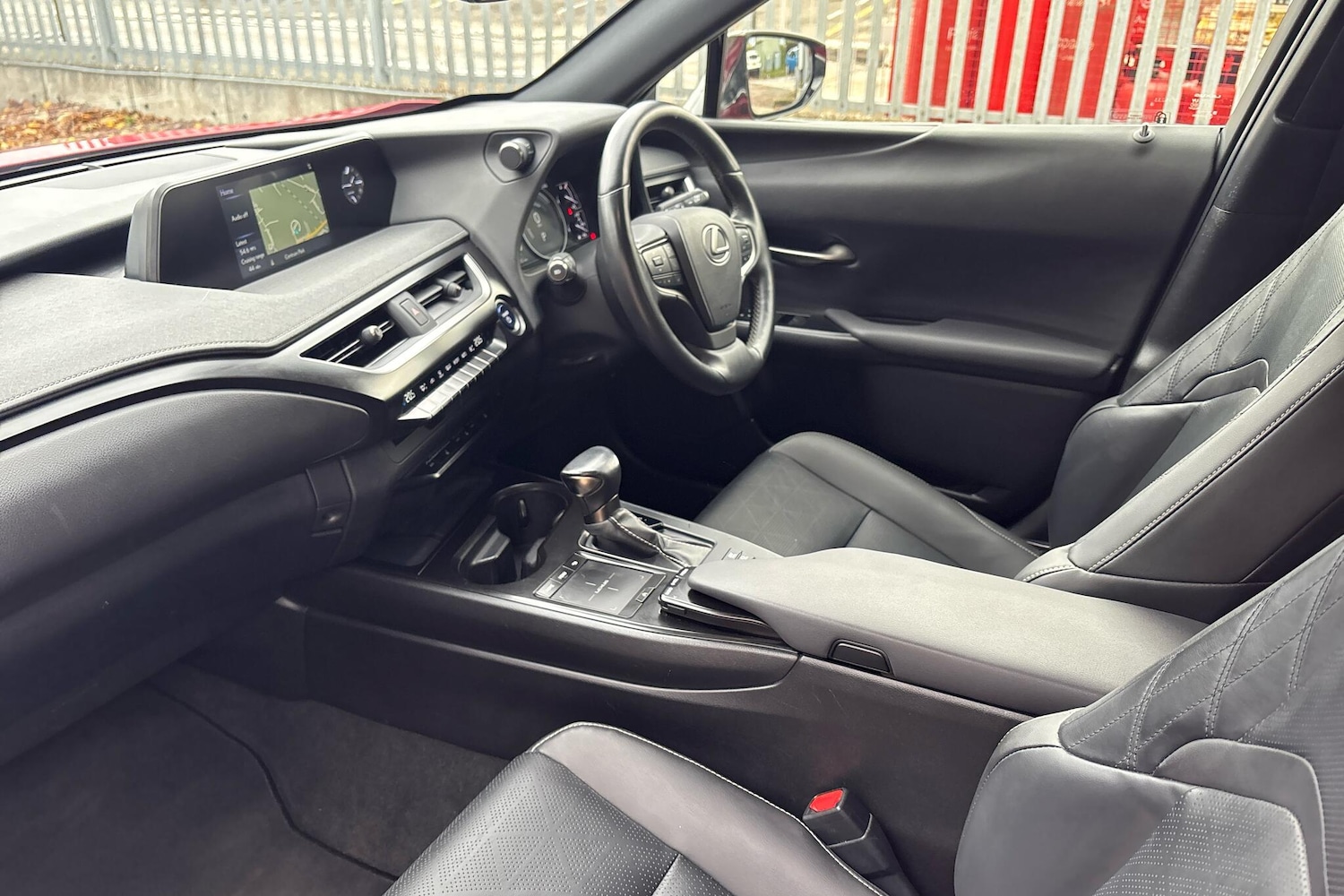 Used Lexus UX 2021 for sale - 76359781: Photo 2