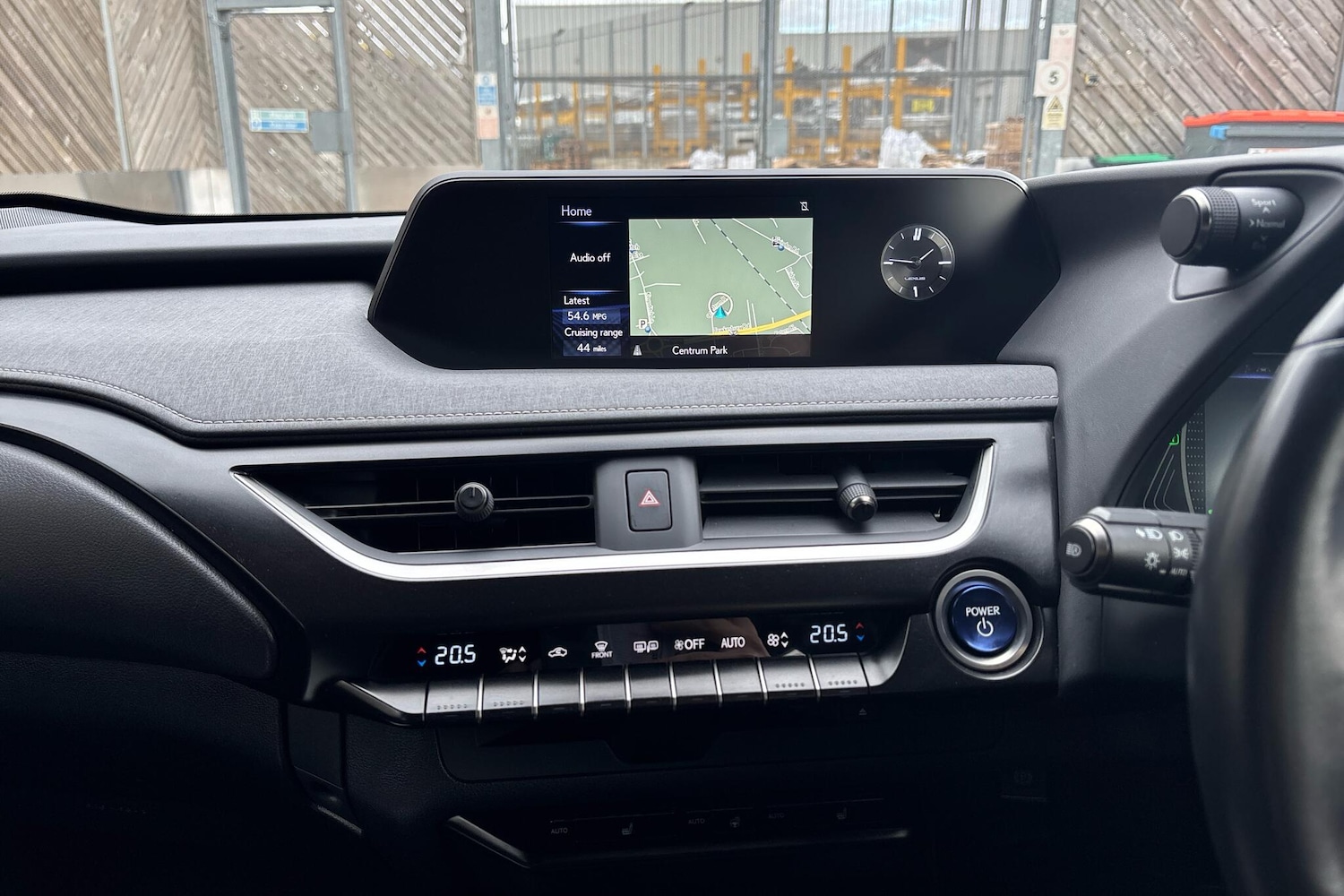 Used Lexus UX 2021 for sale - 76359781: Photo 8