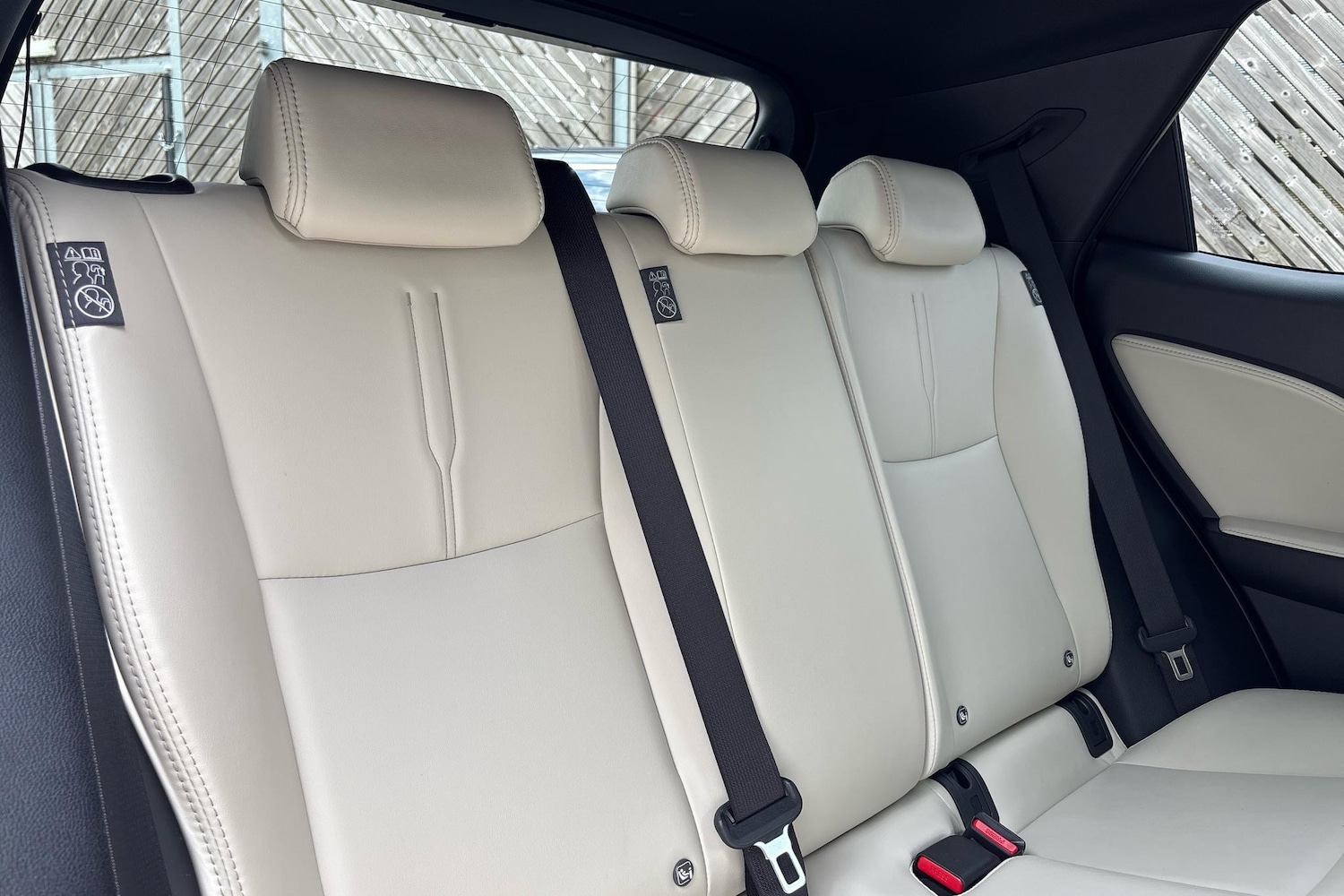 Used Lexus LBX 2025 for sale - 76110499: Photo 9
