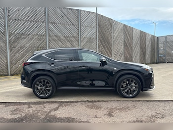 Used Lexus NX 2025 for sale - 76111507: Photo 3