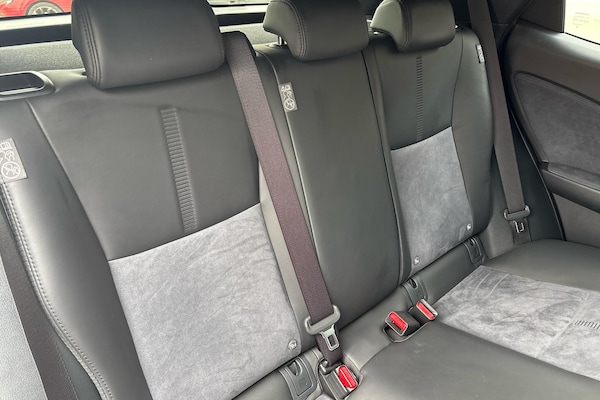 Used Lexus LBX 2024 for sale - 76315689: Photo 9