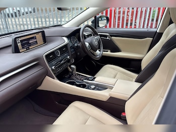 Used Lexus RX 2019 for sale - 76111005: Photo 2