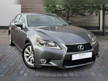2015 (15) - 300h 2.5 SE 4dr CVT