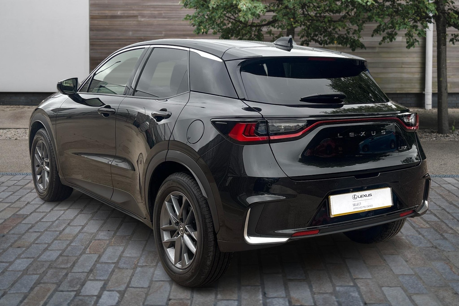 Used Lexus LBX 2024 for sale - 76111139: Photo 3