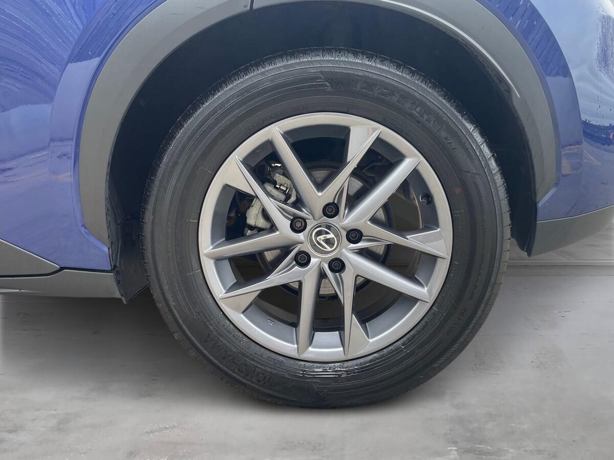 Used Lexus LBX 2024 for sale - 78102464: Photo 6