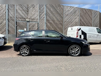 Used Lexus CT 2017 for sale - 75494971: Photo