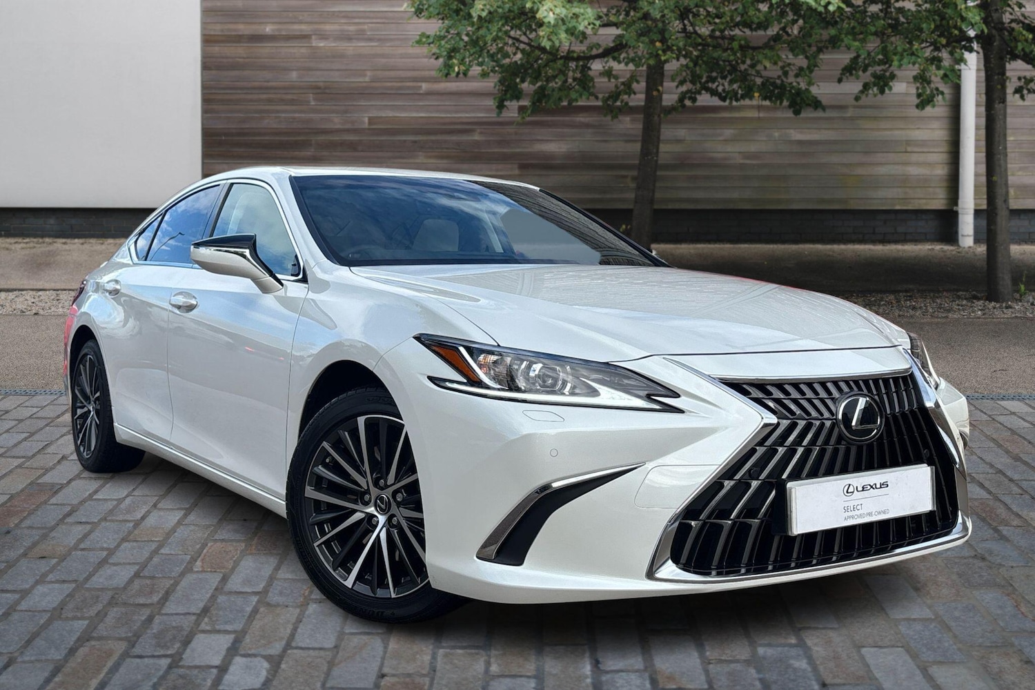 Used Lexus ES 2025 for sale - 76110675: Photo 1